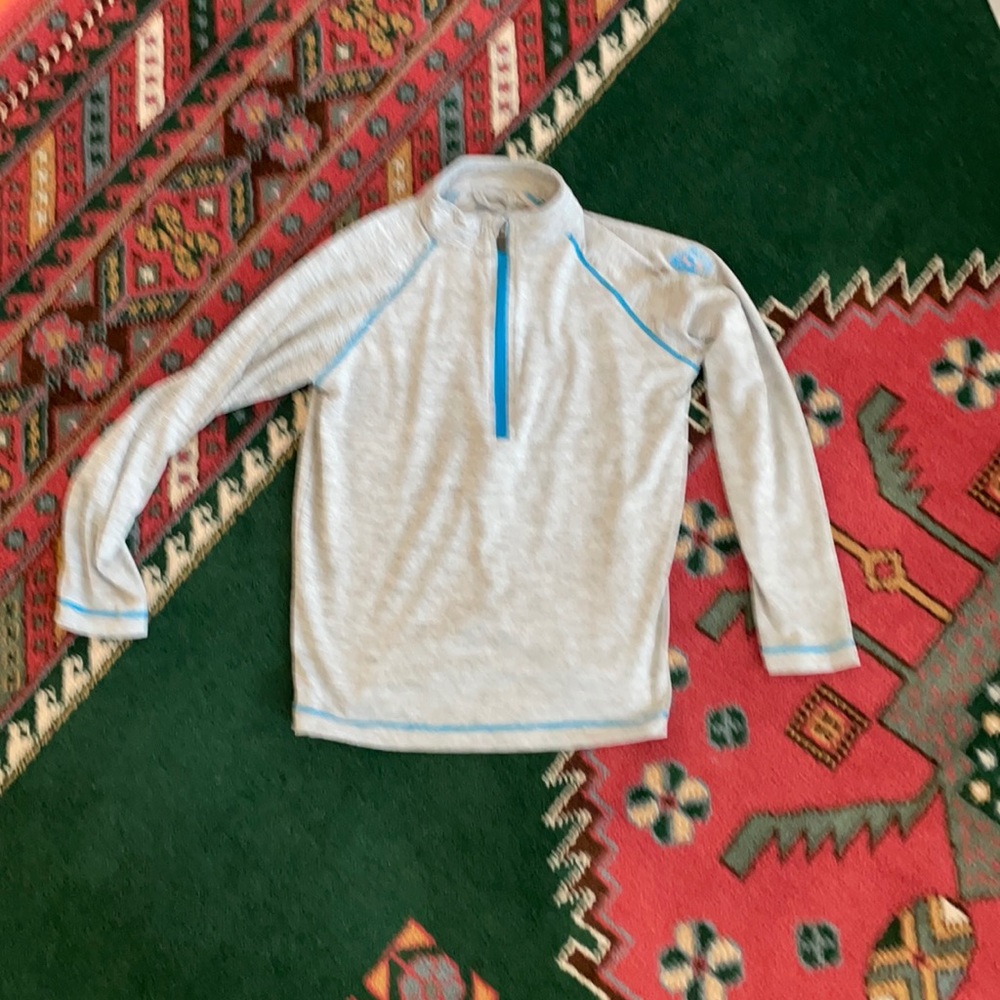 Garb small age 5/6 pullover great shape
